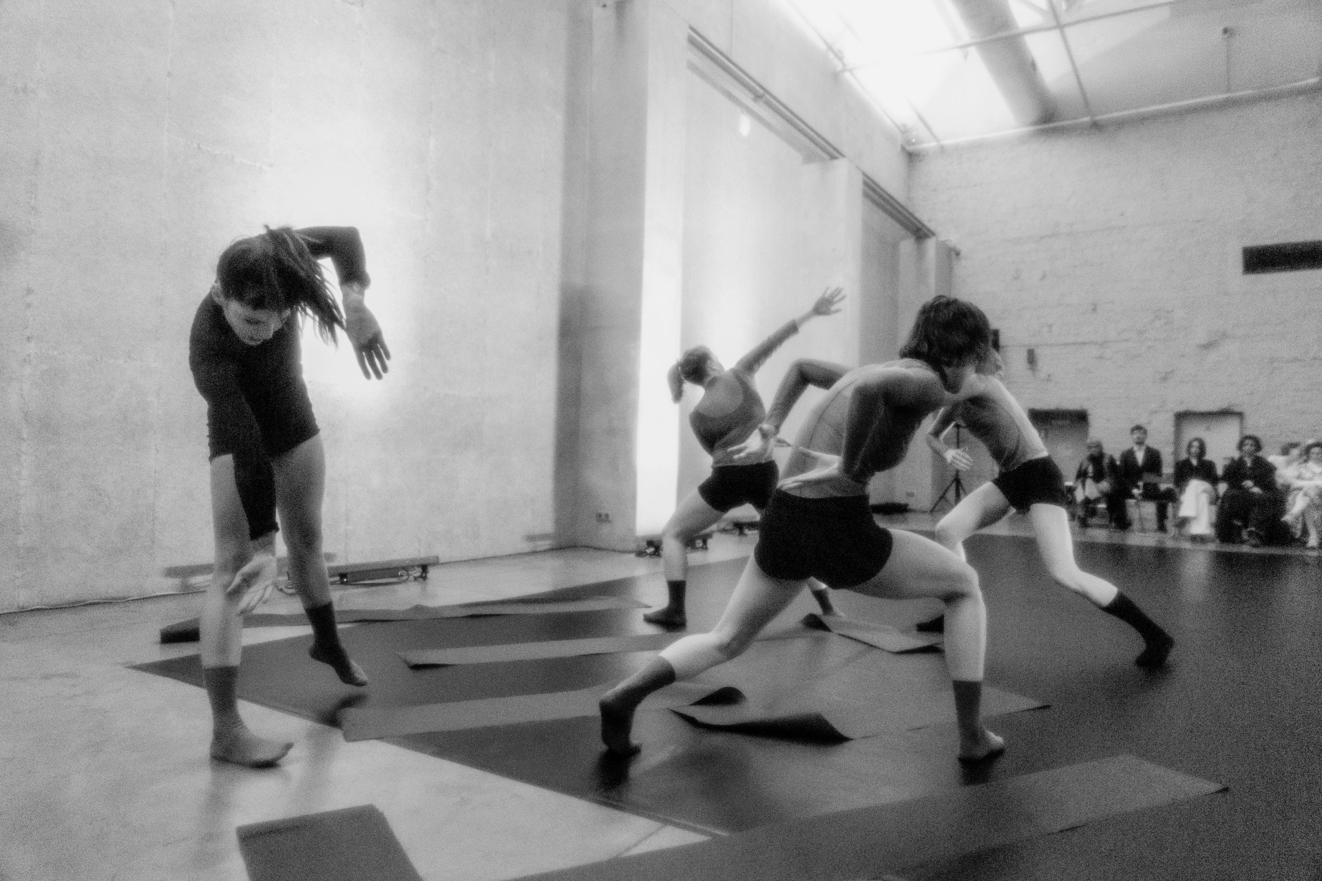 Танцевальный спектакль «Точка покоя»