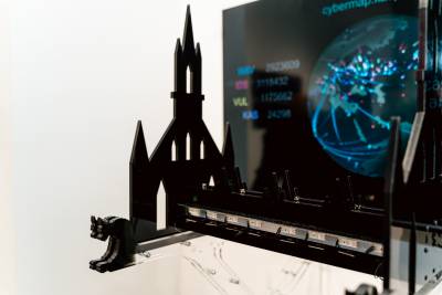 Коллективная выставка «65. Итоги года»