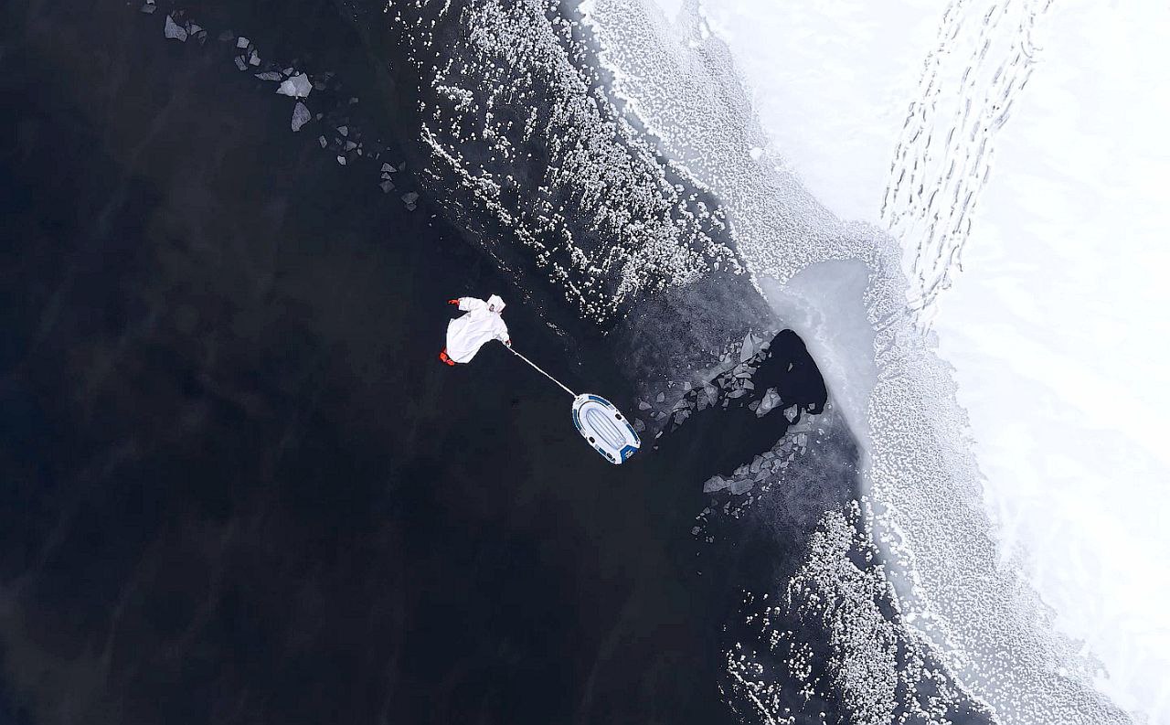 Совместная выставка Дарьи Клементьевой и Анны Кириллиной «Глубоко» в большом зале арт-пространства «КУБ»