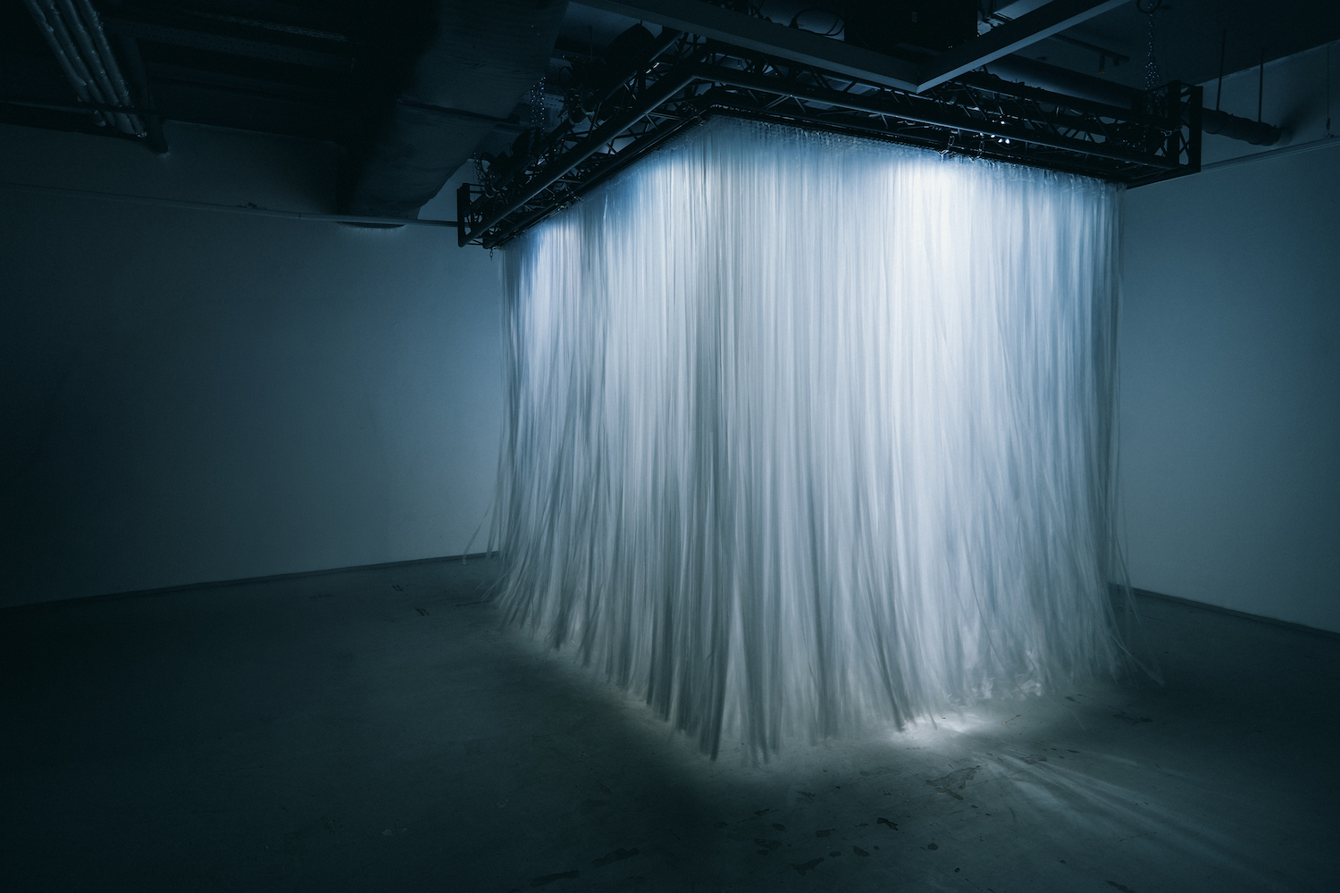 Экскурсия с художниками выставки «Несводимость»